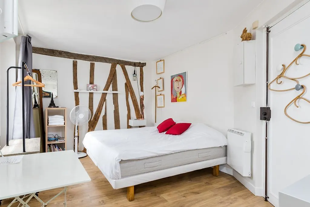 Lovely In Montmartre Pigalle Apartment